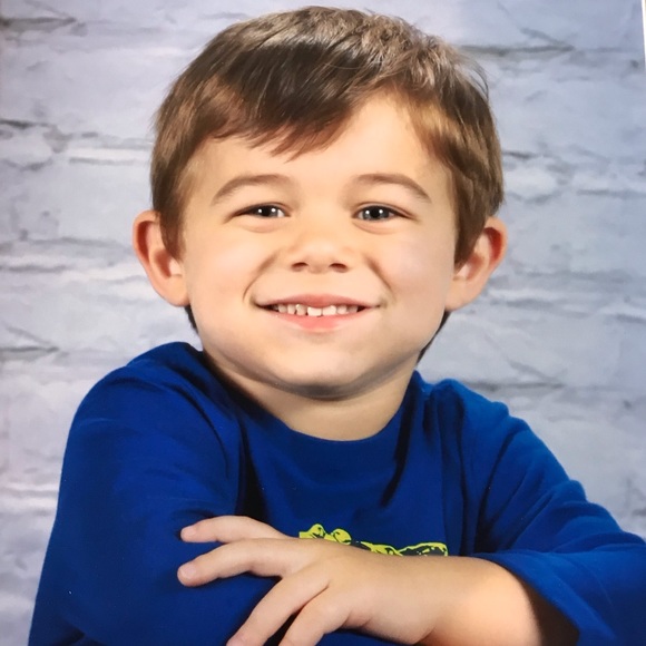 🧿LOOK!!!👀Closet Liquidation!!!⭐️💸 - Picture 7 of 8